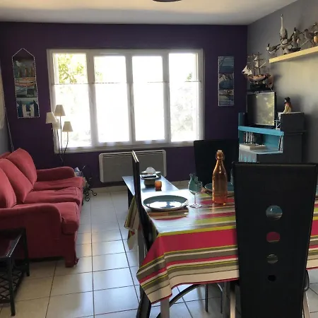 別荘 Maison Chatelaillon-plage, 3 Pieces, 5 Personnes - Fr-1-535-18 *