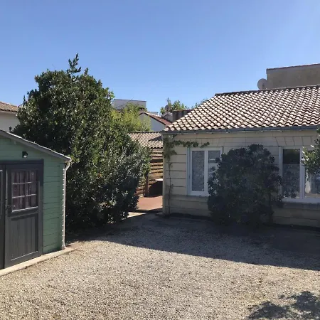 Maison Chatelaillon-plage, 3 Pieces, 5 Personnes - Fr-1-535-18 別荘 *